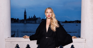 Відсвяткували день народження: Кейт Гадсон поділилася кадрами сімейної поїздки до Венеції (відео)