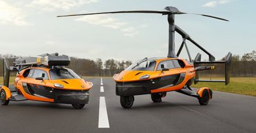 Разрабатывали 15 лет: на рынок выходит первый в мире летающий автомобиль (видео)