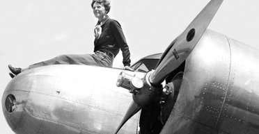 Одна з головних загадок 20 століття: через 87 років виявлено літак Амелії Ергарт (фото)