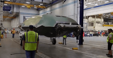 Boeing показала первый военный дрон MQ-25 Stingray: как он усилит армию (видео)