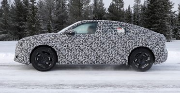 Новый Peugeot 3008 получит роскошного электрического собрата с запасом хода 700 км (фото)