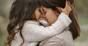 День матери 12 мая 2024: история и традиции праздника