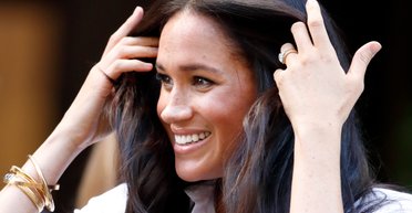 Королівський репортер назвав модну деталь одягу, яку любить Меган Маркл (фото)