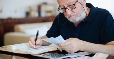 На какую пенсию может рассчитывать украинец со средней зарплатой