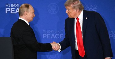 Трамп торпедує, Путін імітує: чим ризикує Україна через турборежимну "мирну" дипломатію