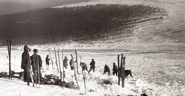 Тайна перевала Дятлова. Кровавый след военных: версия о химическом отравлении