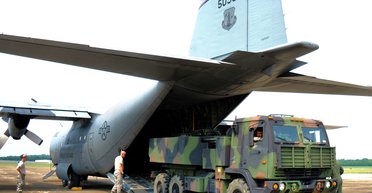 Через 2–3 тижні або 2–3 місяці: коли зброя США може опинитися на фронті