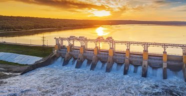 Магнітні полюси Землі змістилися через те, що зробили люди з водою на планеті