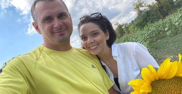 Жена Олега Сенцова показала их сына: как выглядит 3-летний Демьян (фото)