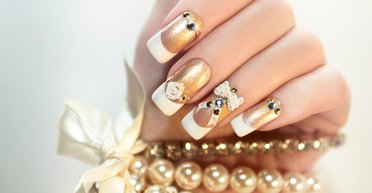 Масивність та перенасиченість: антитренди манікюру на 2024 рік