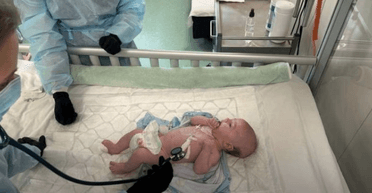 В Україні вперше провели трансплантацію кісткового мозку 2-місячній дитині (фото)