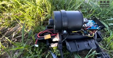 Неудержимый БПЛА за $200: волонтер из США собрал для ВСУ дрон на оптоволокне (видео)