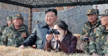 Практически объявили наследницей: дочери Ким Чен Ына дали титул "Высшего лидера"