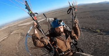 Усе заради контенту: блогер упав із 30-метрової висоти і дивом вижив (фото)