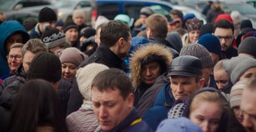 Почти втрое: смертность в Украине существенно превысила рождаемость в 2024 году