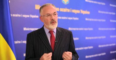 Экс-министр образования Табачник лишился своего имущества в Украине