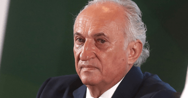 Уже седьмой миллиардер отказался от гражданства РФ с начала войны против Украины, — DW