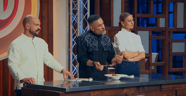 "МастерШеф 16" выпуск 10: четверо из шести участников вернули белые фартуки — кто покинул проект (фото)