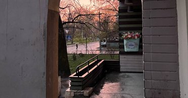 На юге Украины прошел "грязный" дождь: синоптики прокомментировали явление (фото)