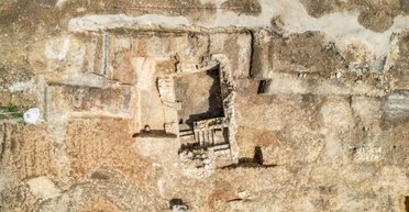 Сыграл важную роль: во Франции археологи раскопали римский город (фото)