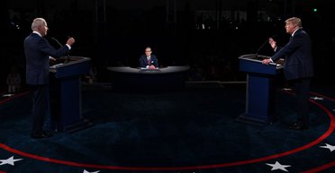 Коронавирус в рукаве. Зачем Трамп подхватил Covid-19 и как это повлияет на выборы