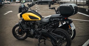 В Киеве засветился самый оригинальный мотоцикл Harley Davidson (фото)