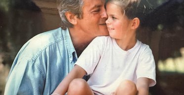 Дочка Алена Делона показала, як важка хвороба змінила її батька (фото)