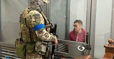 Знімали роботу ППО та військові об'єкти: в Одесі затримали двох "блогерів", — СБУ (фото)