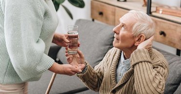 Самые высокие и самые низкие пенсии: какие сейчас выплаты получают украинцы