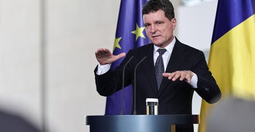 Президент Румунії пояснив, чому не планує збивати російські БпЛА над Україною