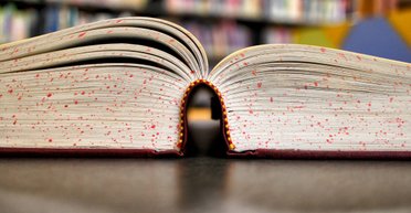 Четыре драмы и одна комедия. Лучшие книги октября