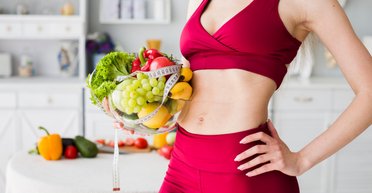 Быстро, но безопасно: 9 эффективных способов похудеть этим летом