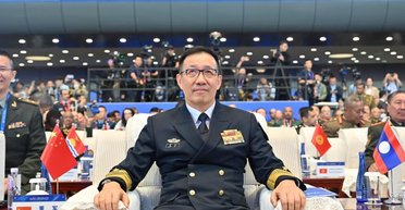 В Китае в коррупции подозревают уже третьего министра обороны и адмирала