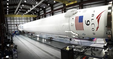 У меня есть мечта. Как Илон Маск произвел революцию, едва не разорился и заработал миллиарды