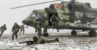 Белорусская армия реально готова к вторжению: может ли это произойти, — Азаров (видео)