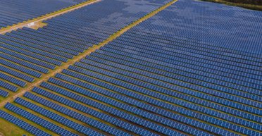 Солнечные панели приближают катастрофу в целой стране: чем они опасны