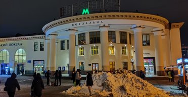 У Києві людей затягнуло в ескалатор на "Вокзальній": перші подробиці (відео)