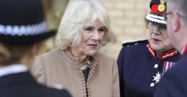 "Восприняла прагматично": появилась реакция королевы Камиллы на известие о болезни Чарльза III