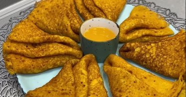 Чудові гарбузові млинці: незвичайний рецепт улюбленої страви