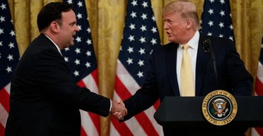 Весілля без першої леді: Меланія Трамп проігнорувала важливу подію в житті Білого дому