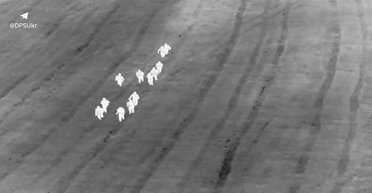 Українські чоловіки намагалися масового прорвати кордон: 19 осіб затримано (відео)