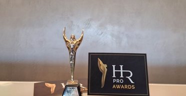 Евакуація, оздоровлення, працевлаштування: компанія Метінвест отримала престижну нагороду за турботу за працівників під час війни