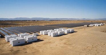 Китай тайно накопил 580 млн кВт*ч энергии в гибридных аккумуляторах: что это за технология