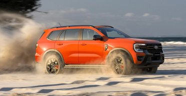 Ford презентував яскравого конкурента Toyota Prado із потужним дизелем (фото)