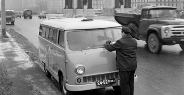 В интернете показали уникальный латвийский гибрид 60-х с двигателем от "Запорожца" (фото)