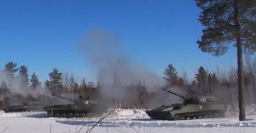 Достанет до Крынок: "Атеш" обнаружили дивизион САУ "Гвоздика" на железной дороге в Крыму (фото)