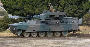 Будут сбивать вражеские БПЛА: в Японии показали новые варианты бронетехники (фото)