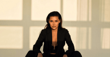 Зірка "Конотопської відьми" розповіла про зарплати акторів: "Навіть смішно"