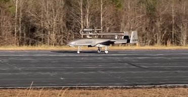 Возродили технологию Второй мировой: в США испытали дрон с импульсным двигателем (видео)