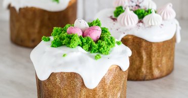 Пасхальные рецепты: топ-3 рецептов глазури для куличей